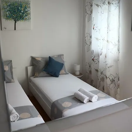Mlacic Apartment *